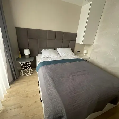 Premium Grzybowska * Warsaw